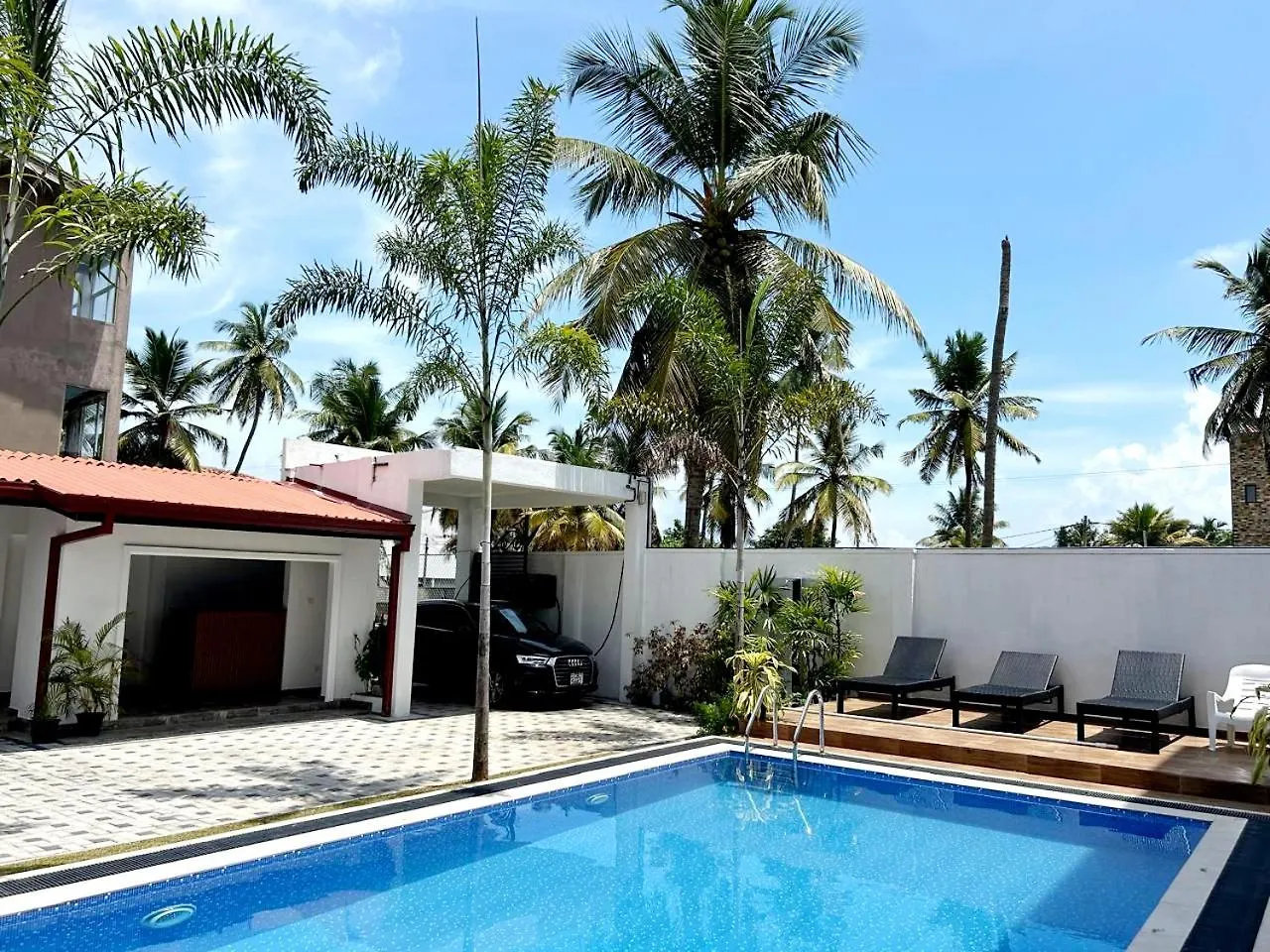 Sunny Bay Hotel Negombo