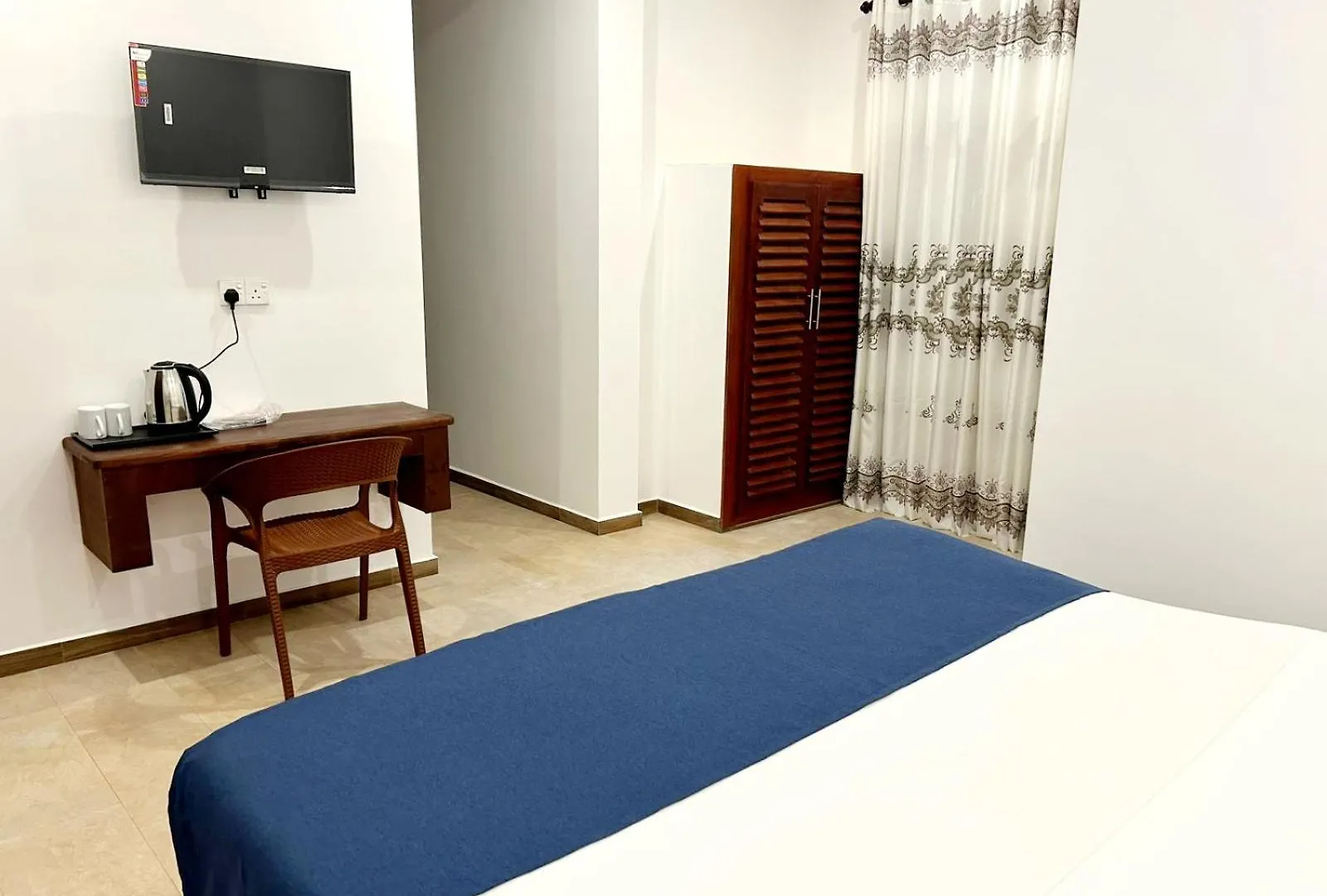 Sunny Bay Hotel Negombo 0*,